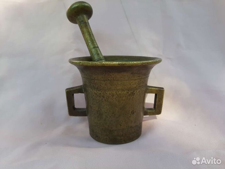 Старинная -антикварная ступка с пестиком