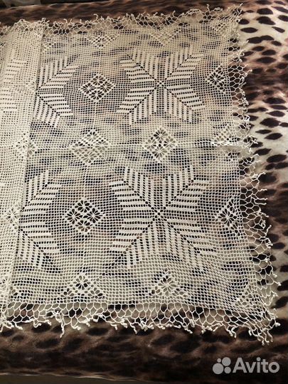 Вязаная скатерть крючком