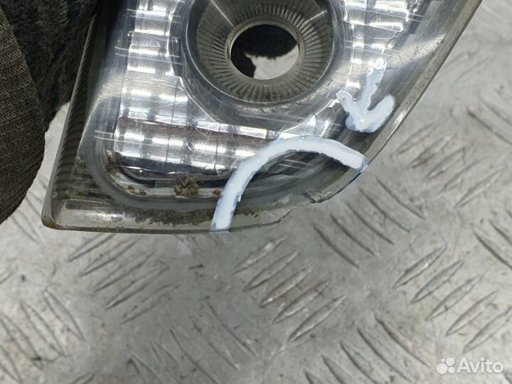 Фонарь задний внутренний правый Suzuki Liana М16А