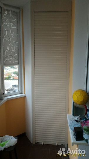 Шкаф с рольставнями на балкон на заказ с доставкой