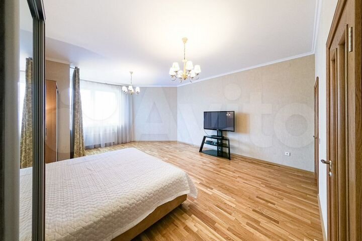 1-к. квартира, 63,4 м², 8/42 эт.