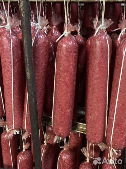 Сырокопченные мясные изделия