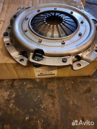 Корзина сцепления Mitsubishi MN132330