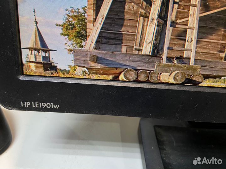 Монитор 19 дюймов HP LE1901w Широкоформатный
