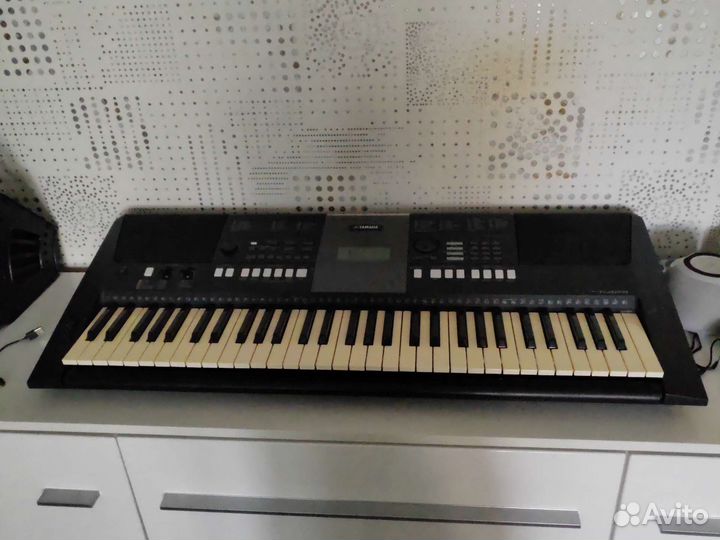 Синтезатор yamaha psr e423
