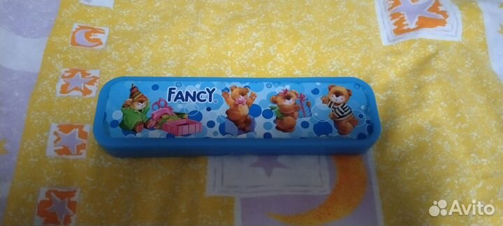 Пенал школьный