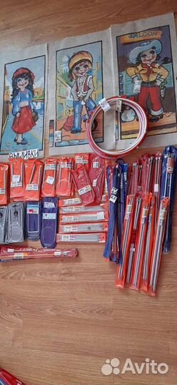 Вышивки, спицы, вилка для вязания, крючки, пяльцы