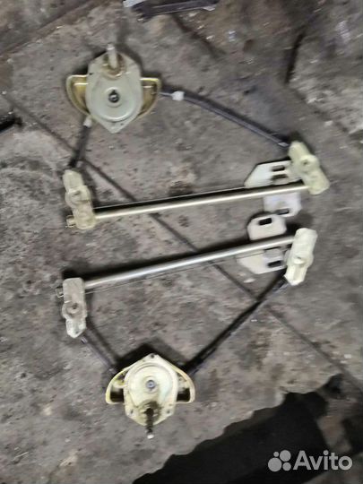 Стеклоподьемник задний ваз 2110