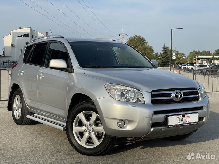 Toyota RAV4, 2008