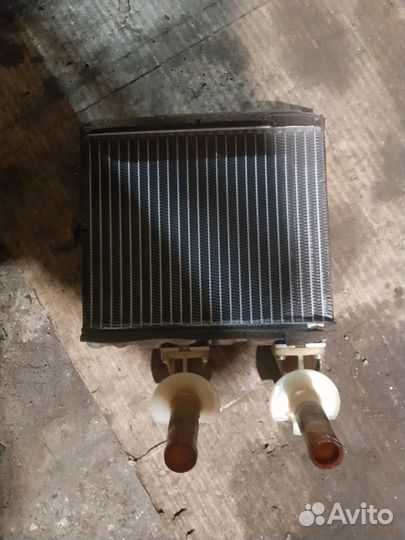 Радиатор печки на Ниссан Куб аz10