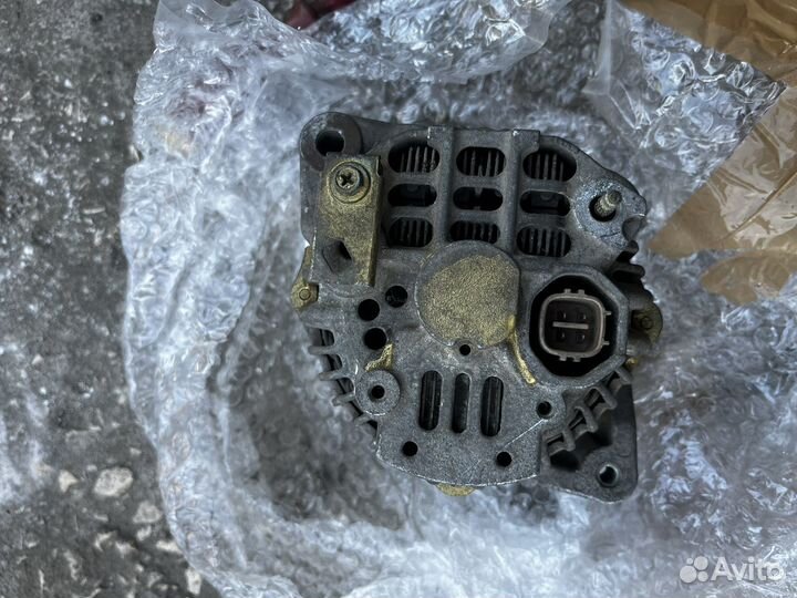 Продам генератор Хонда d13b