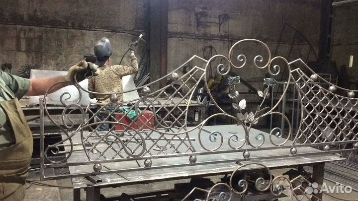 Ограда ритуальная