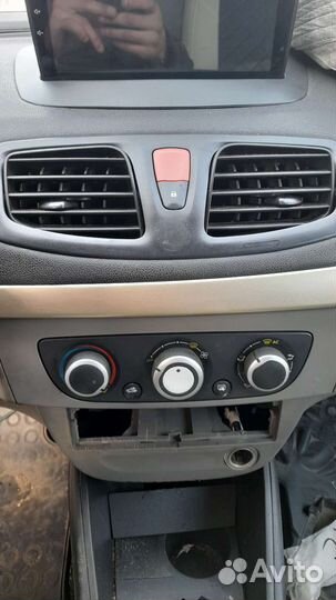 Дефлекторы Renault fluence