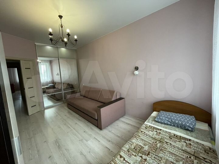 2-к. квартира, 65 м², 8/11 эт.