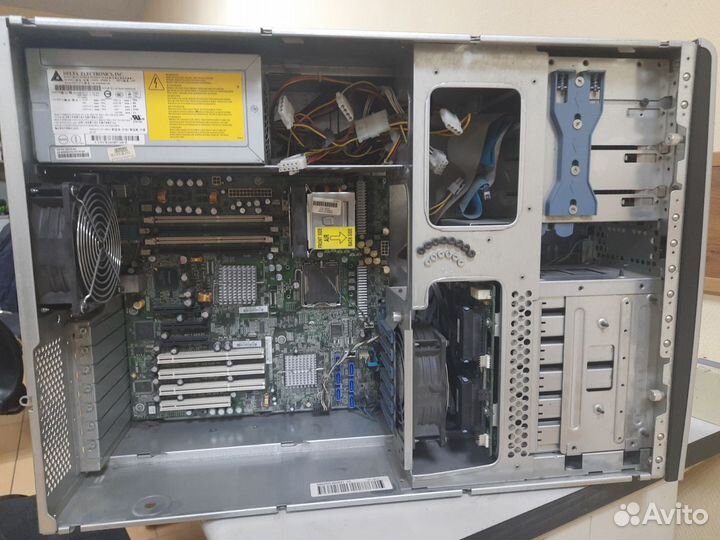 Сервер HP Proliant ML150T03