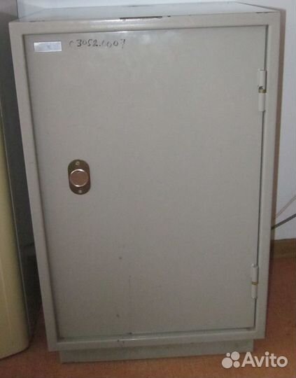 Сейф металлический бу