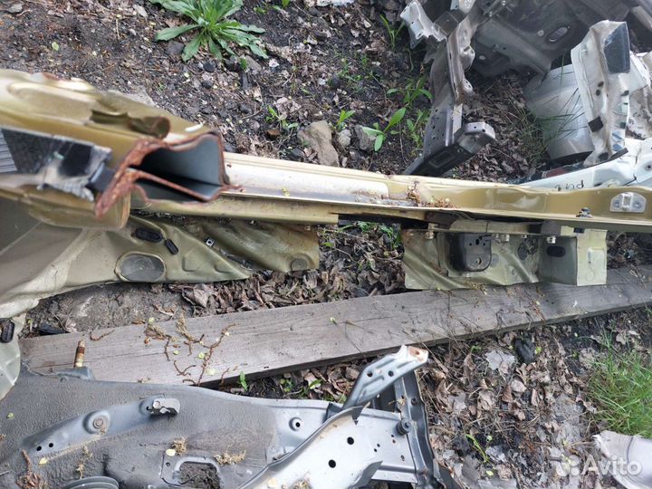 Порог правый. Renault Sandero Stepwey 2.2017г