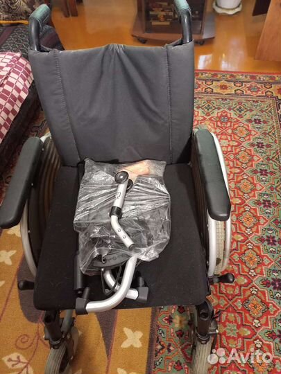 Коляска инвалидная