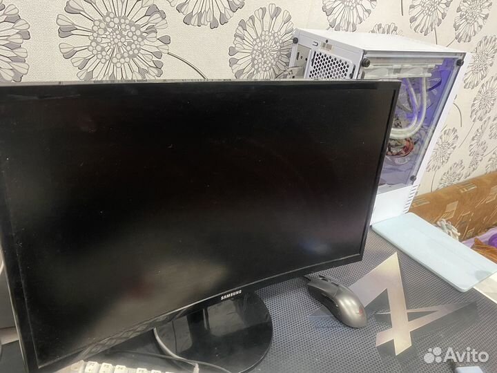 Монитор samsung 24 изогнутый