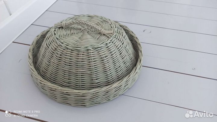 Поднос с крышкой из бумажной лозы