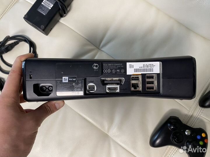 Xbox 360 slim, 250гб, сотни игр