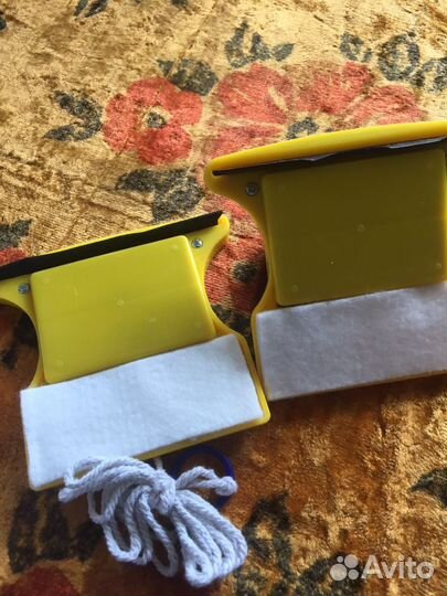 Магнитная щетка для мытья окон