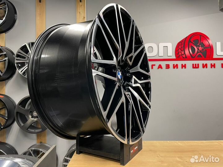 Диски R22 BMW 818 Стиль X7 G07 X6 G06