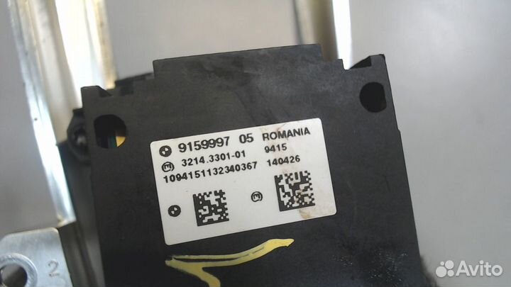 Кнопка стояночного тормоза BMW 5 F07 Gran Turismo