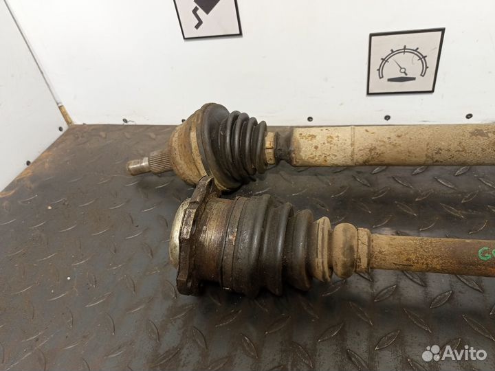 Полуось передняя для VW Golf 4 / Bora