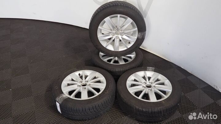 Комплект колес Pirelli Cinturato P1 185/60 R15 2 ш