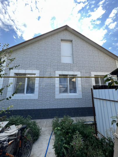 Дом 99,5 м² на участке 3,8 сот.