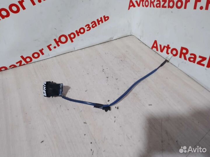 Кнопка аварийной сигнализации mazda bongo friendee