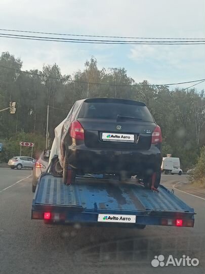 Skoda Fabia 1.6 AT, 2010, битый, 70 000 км