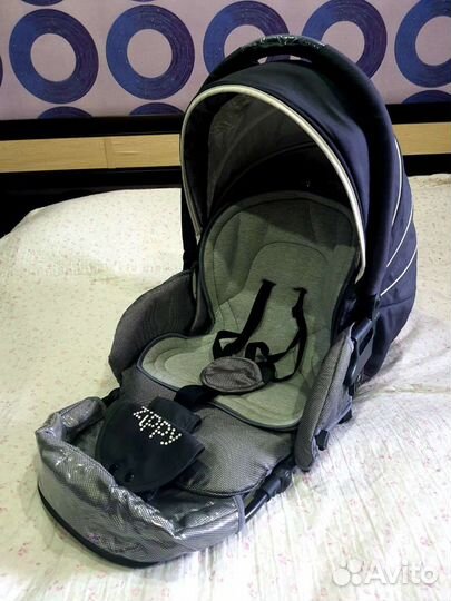 Коляска 3 в 1 zippy tutis