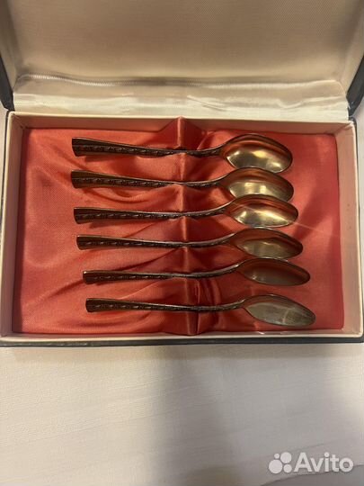 Серебряная чайная ложка