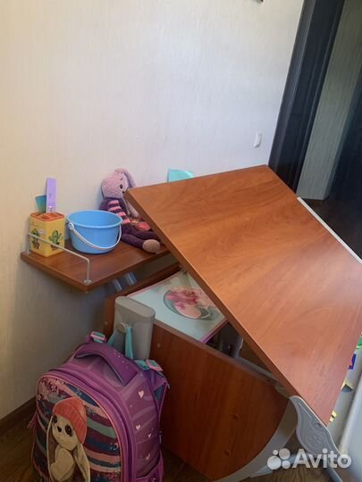 Растущая парта и стул деми