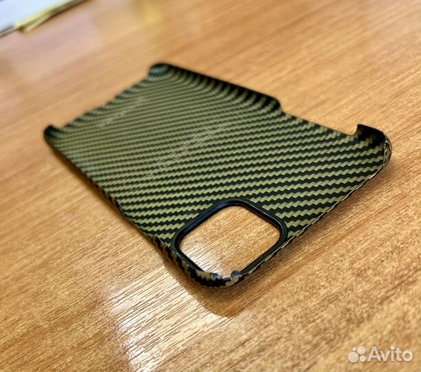 Чехол на iPhone 11 pro max pitaka