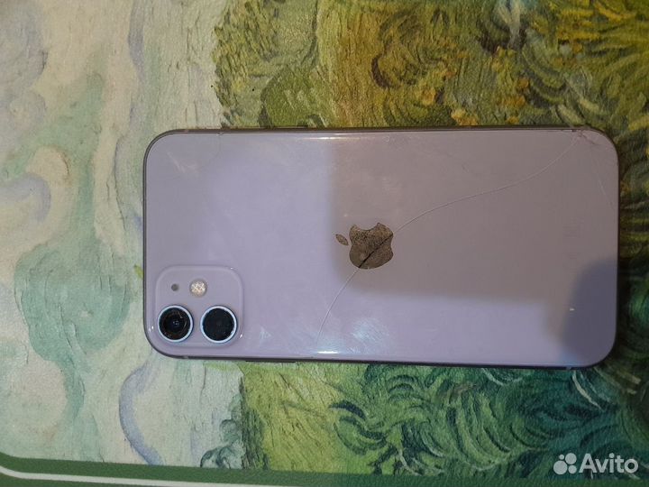 iPhone 11, 64 ГБ