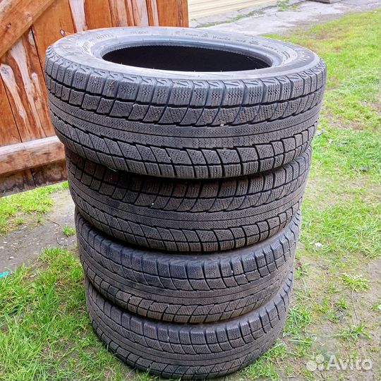 Triangle Snowlink TWT02 185/65 R15