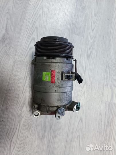Компрессор кондиционера Nissan Teana j32