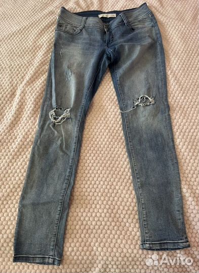 Рваные женские джинсы s.Oliver. 48 размер