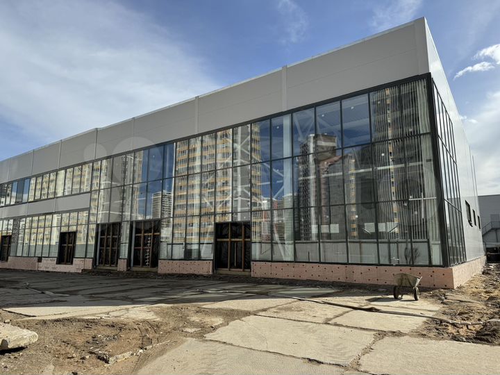 Видовое помещение 270 м² под кафе. Высокий трафик