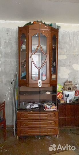 Шкаф сервант