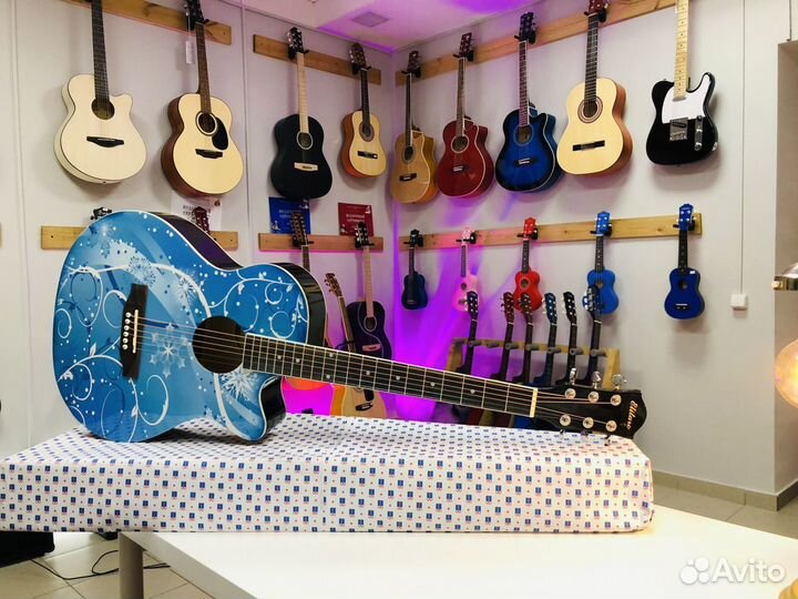 Гитара Elitaro Новая