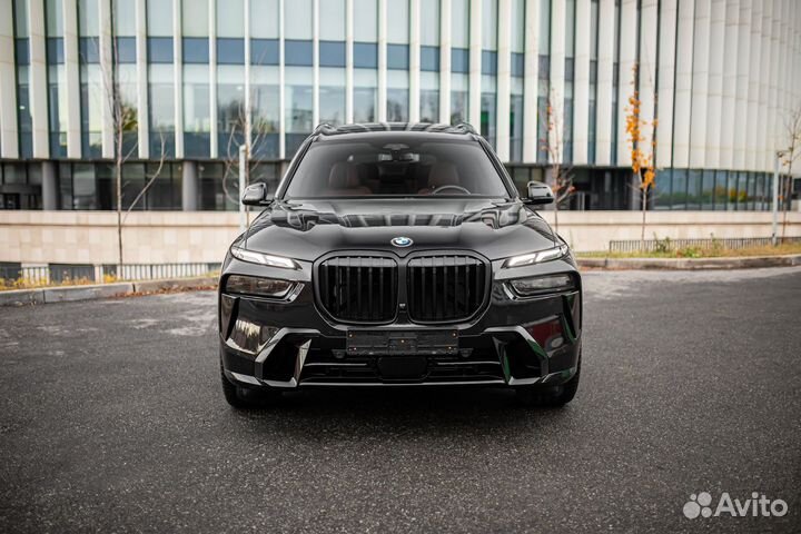 BMW X7 3.0 AT, 2023, 4 200 км