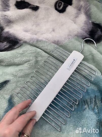 Вешалка для галстуков,ремней, шарфов деревянная