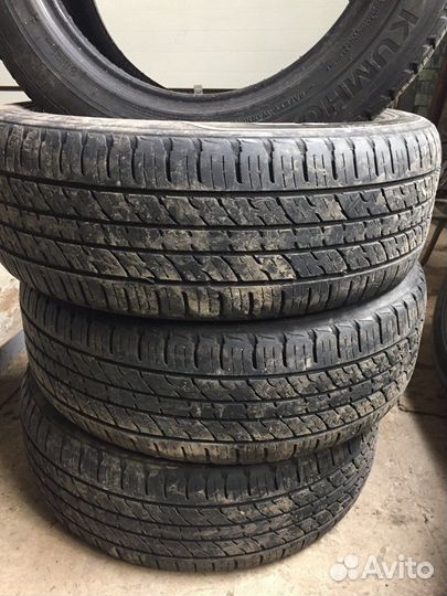 Kumho Crugen Premium KL33 215/60 R17 100V