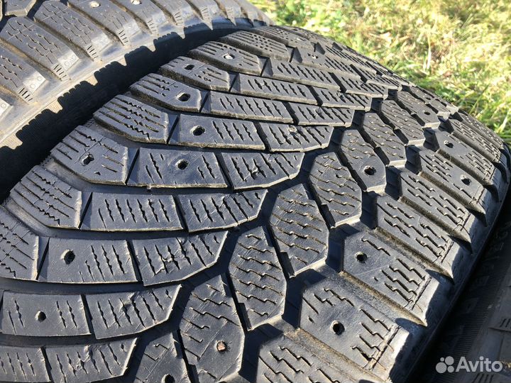 Continental ContiIceContact 235/45 R17