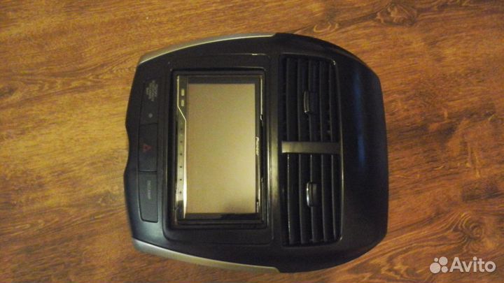 Центральная консоль Mitsubishi ASX