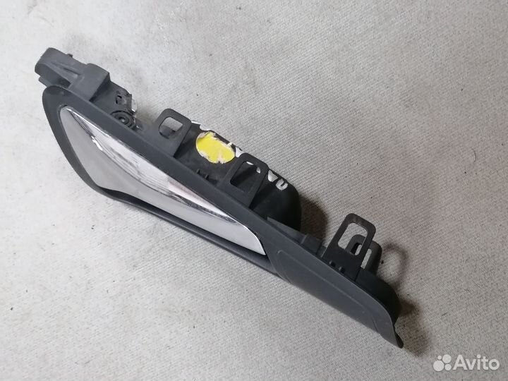 Ручка двери внутр.Volkswagen Passat 2005-2010